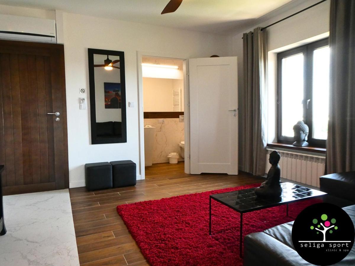 Seliga Sport Apartments & Spa Lesznowola  Buitenkant foto